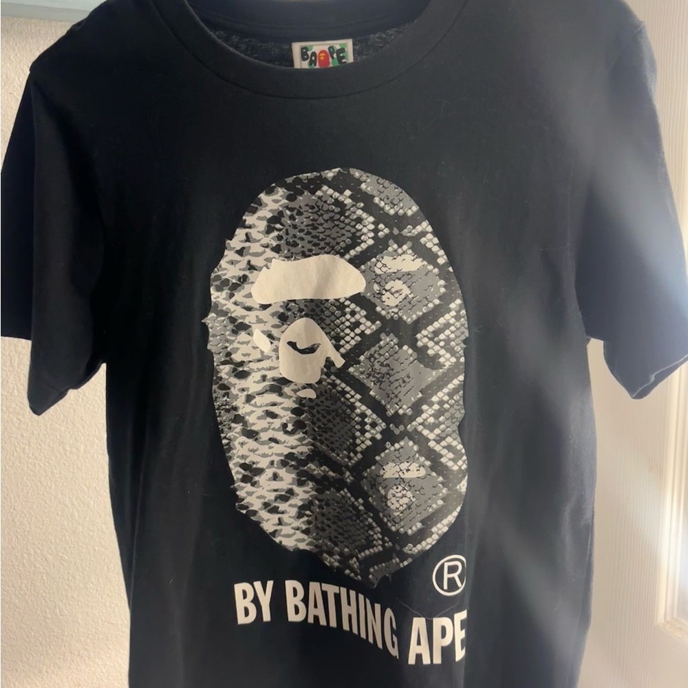 BAPE SNAKE PRINT TEE
Size S